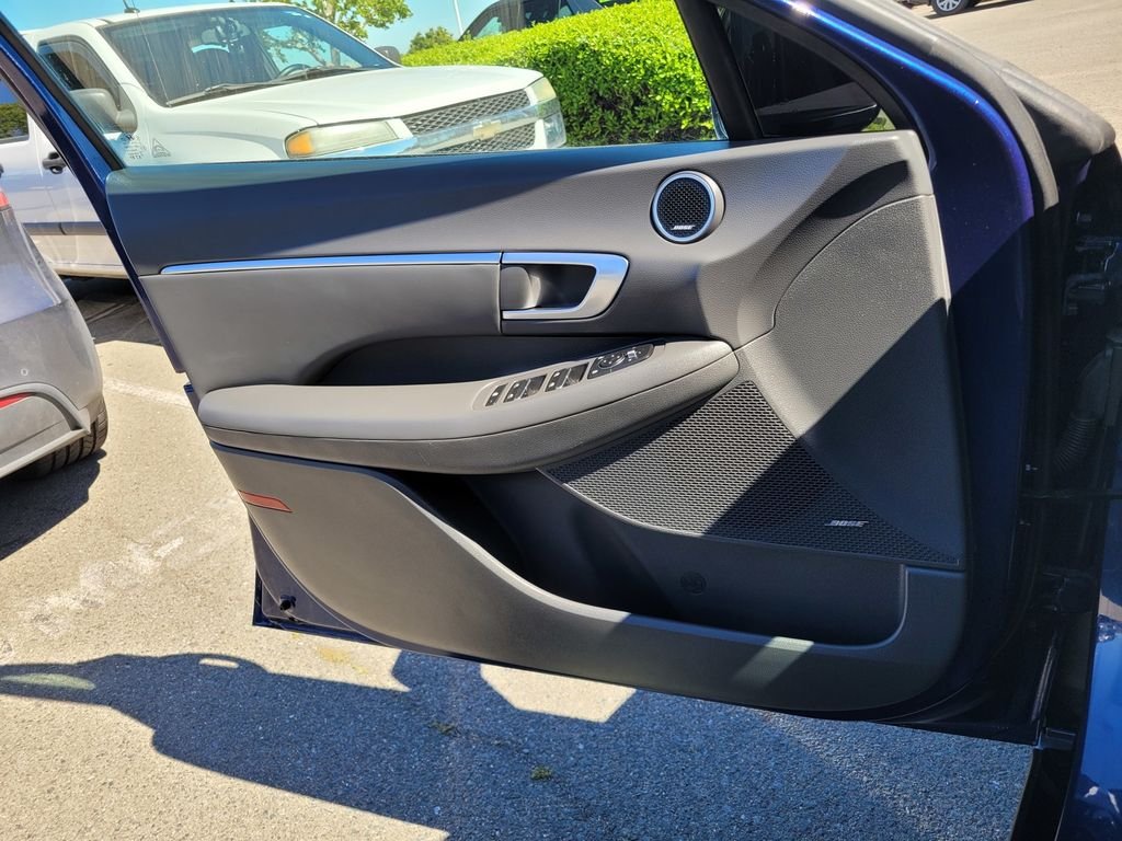 Used 2022 Blue Hyundai SEL Plus image 27
