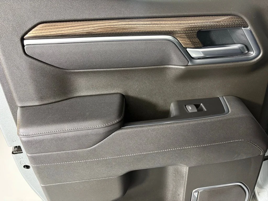 Used 2026 Gray Chevrolet RST image 42
