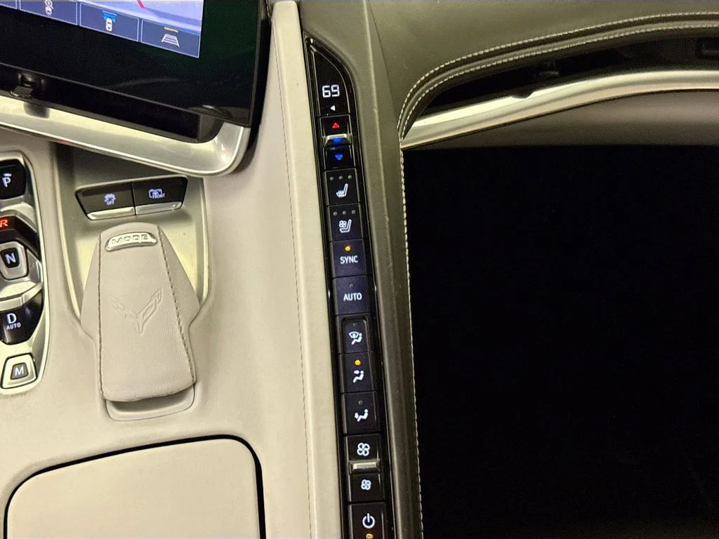 Used 2020 Silver Chevrolet Stingray image 15