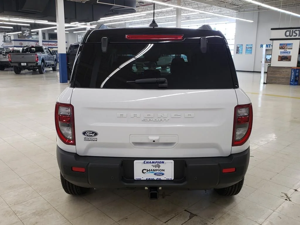 New 2026 Oxford White Ford Outer Banks® image 7