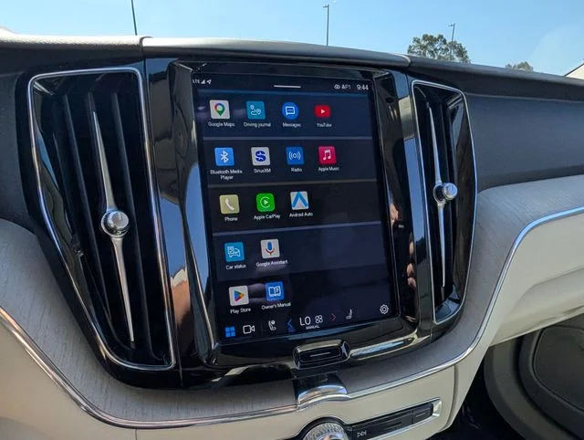 2023 Volvo XC60 Plus - Photo 24