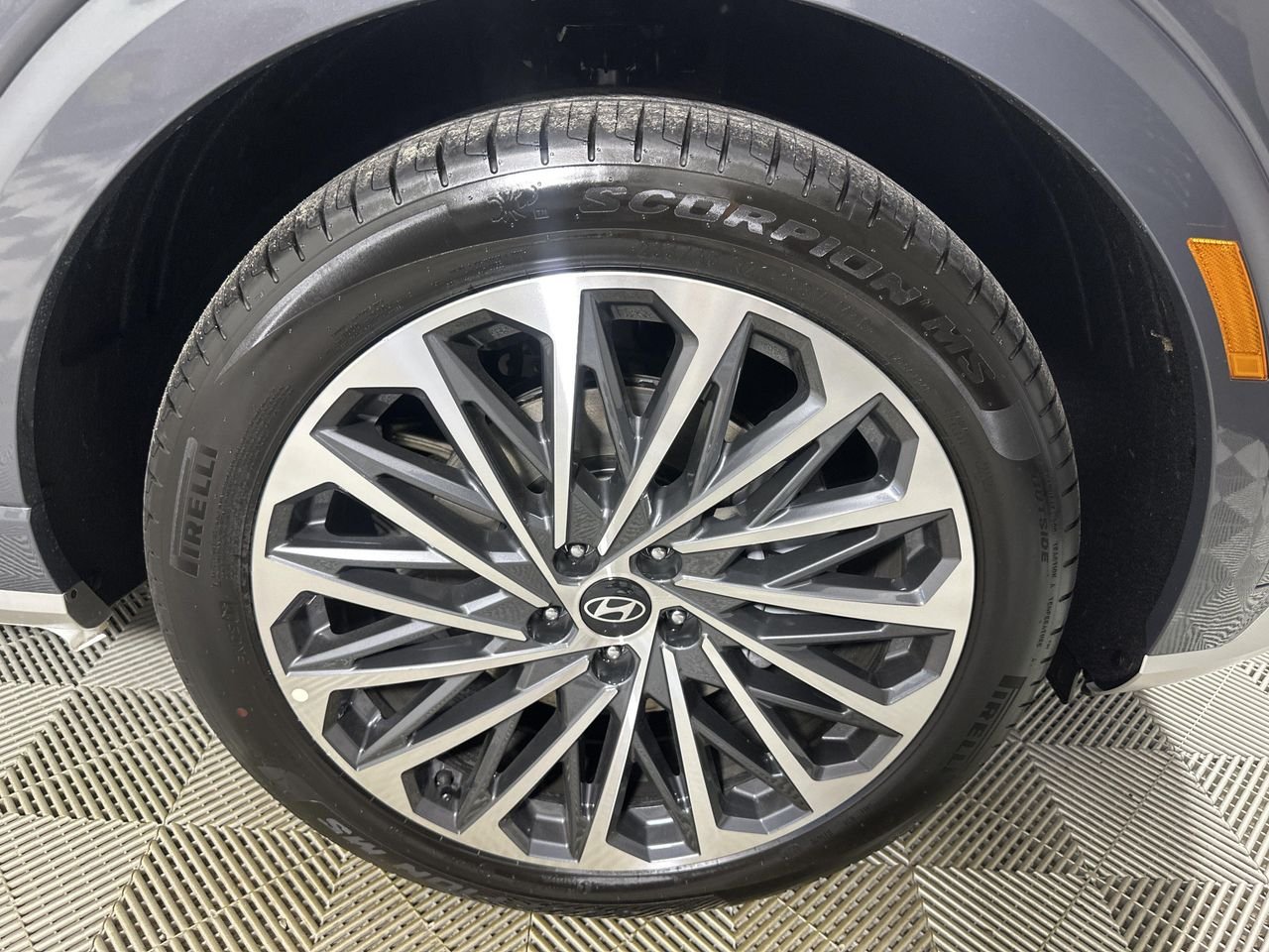 New 2026 Ecotronic Gray Pearl Hyundai Calligraphy image 26