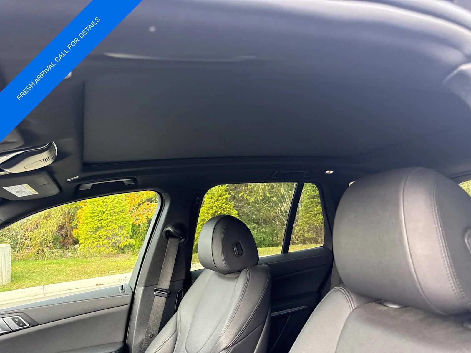 Used 2022 Black BMW xDrive45e image 19