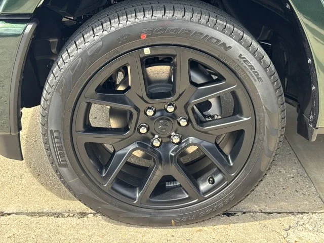 New 2027 Serrano-Green Metallic Exterior Paint RAM Laramie image 11