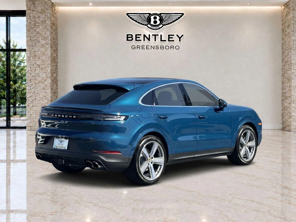 Used 2024 Montego Blue Metallic Porsche S image 5