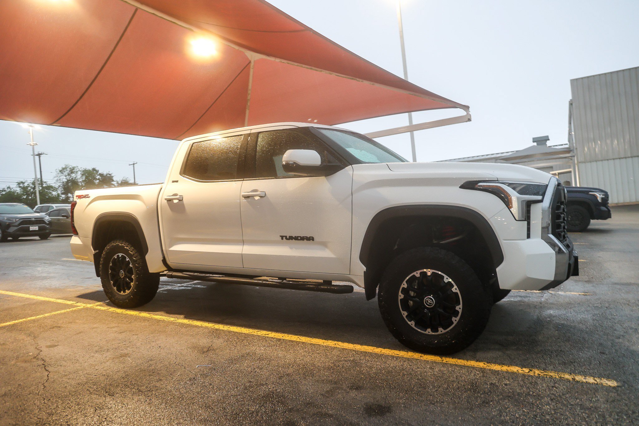 Used 2023 ICE CAP Toyota SR5 image 6