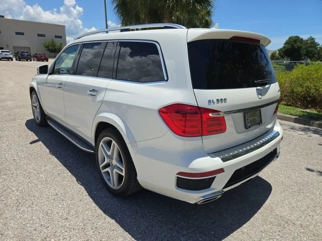 Used 2015 Diamond White Metallic Mercedes-Benz GL 550 image 3