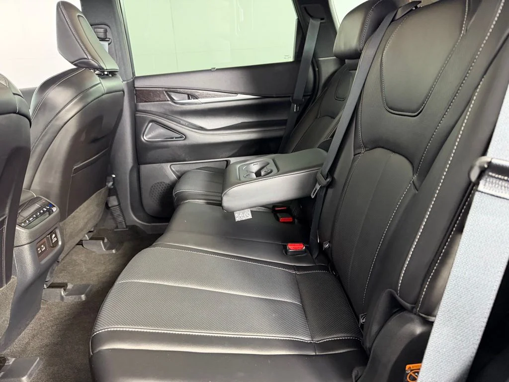 Certified Used 2025 Gray INFINITI Sensory image 28