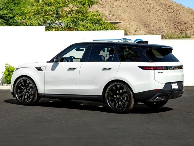 New 2026 Fuji White Land Rover SE image 9