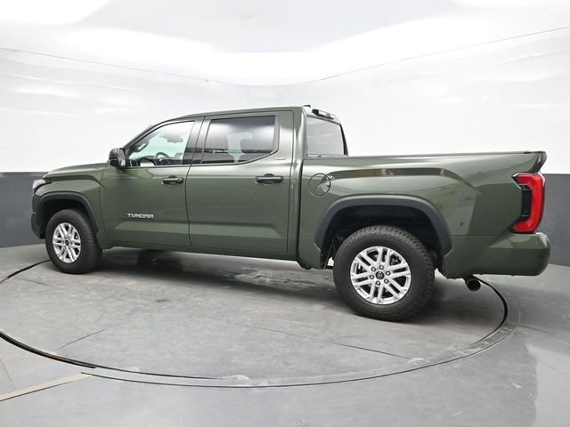 Used 2022 Green Toyota SR5 image 4