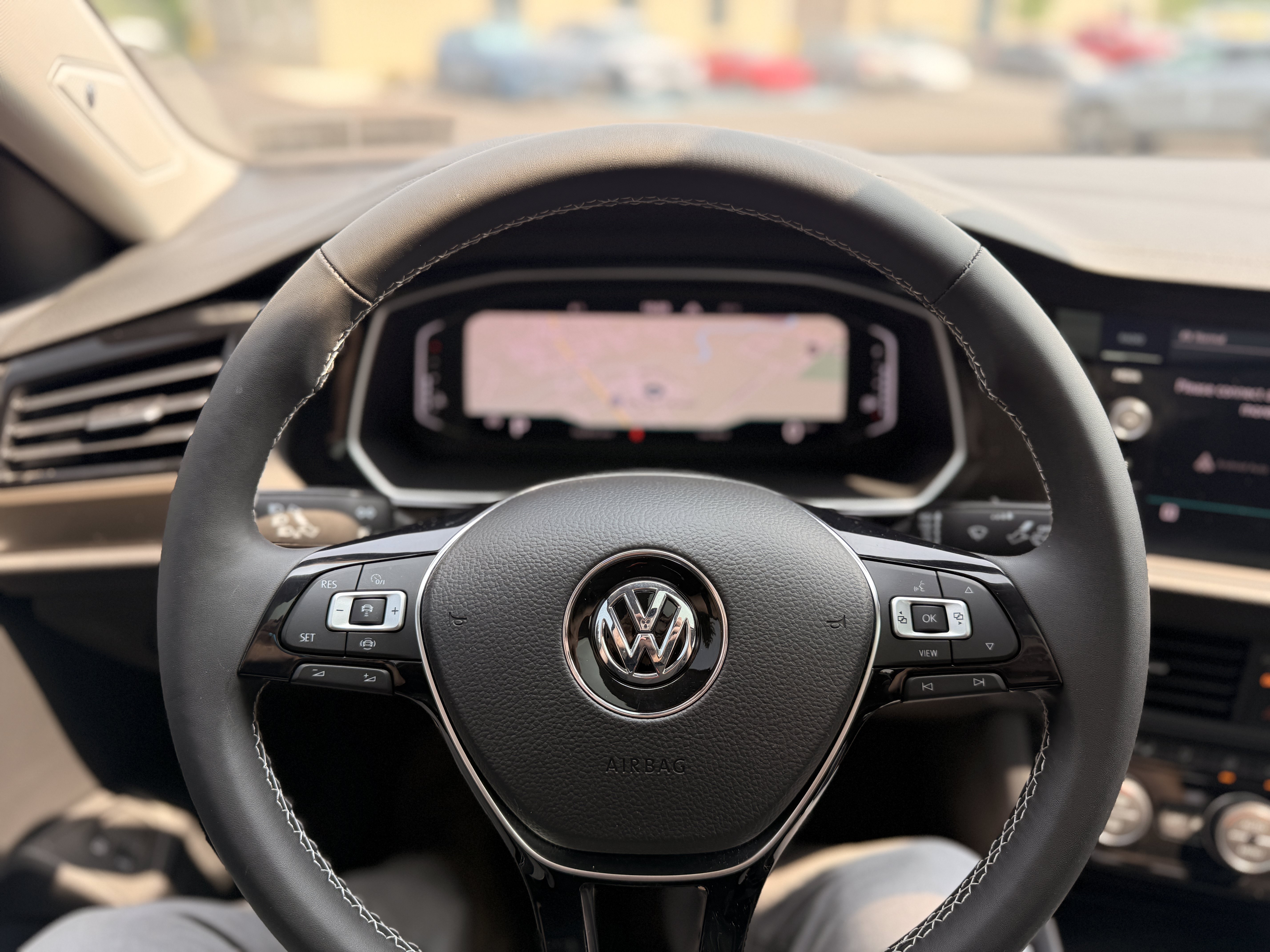 Used 2021  Volkswagen SEL Premium image 25