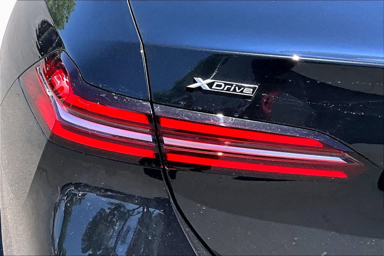 New 2026 Black Sapphire Metallic BMW 530i xDrive image 14