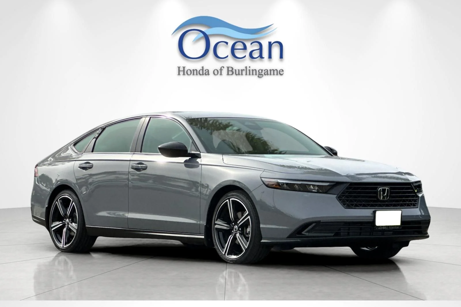 New 2026 Urban Gray Pearl Honda SE image 2