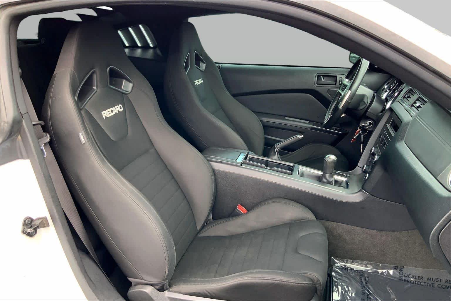 Used 2014 Oxford White Ford GT image 8