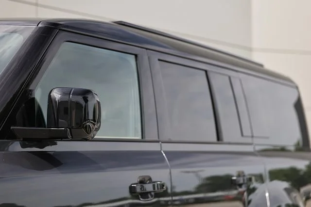 New 2026 Gray Land Rover X-Dynamic SE image 3