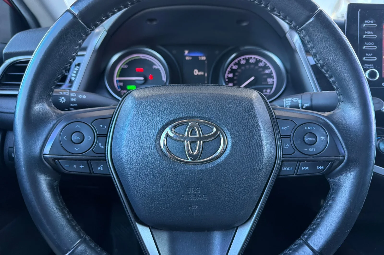 Used 2022 Red Toyota SE image 28