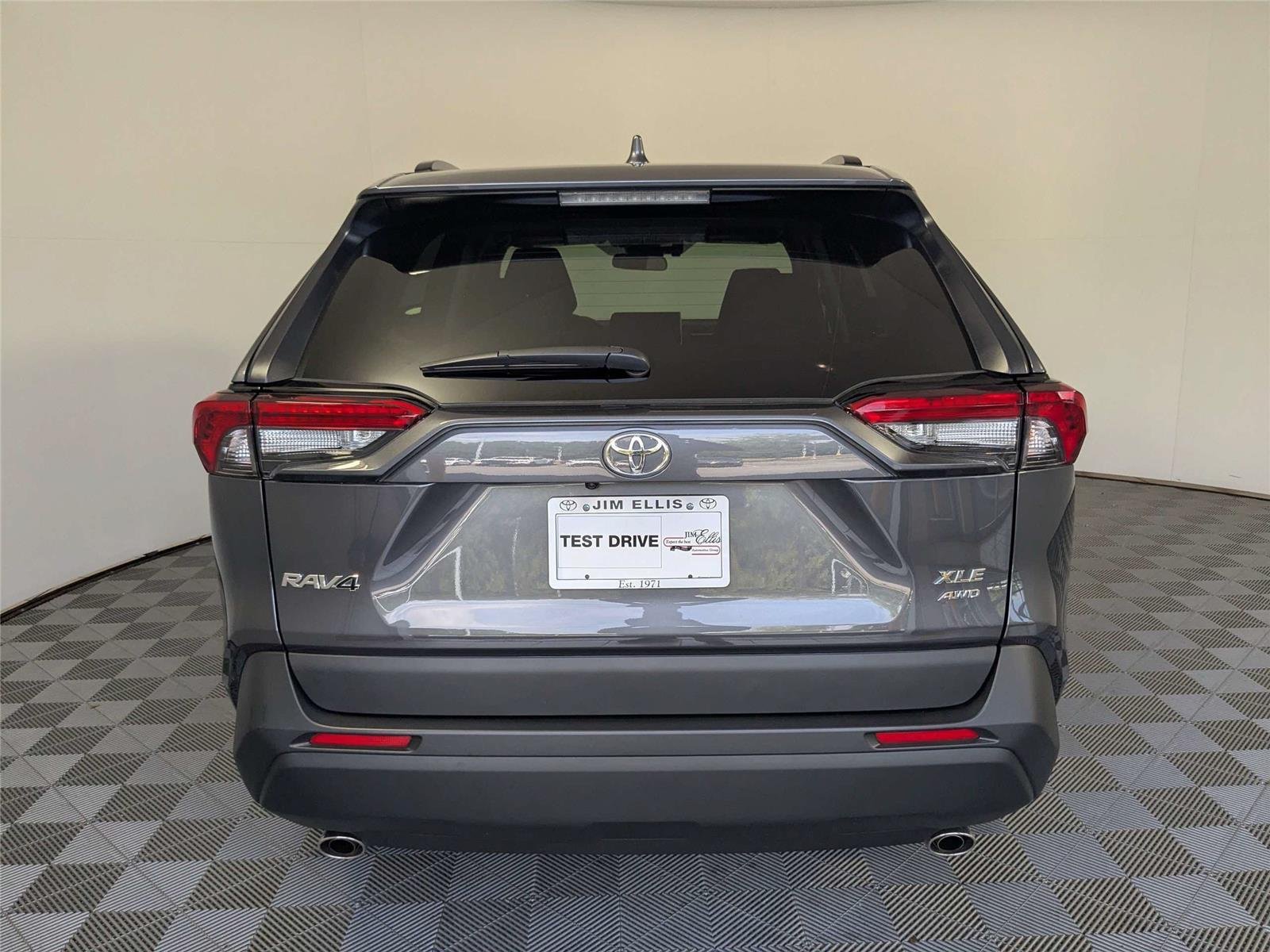Certified Used 2025 Magnetic Gray Metallic Toyota XLE image 7
