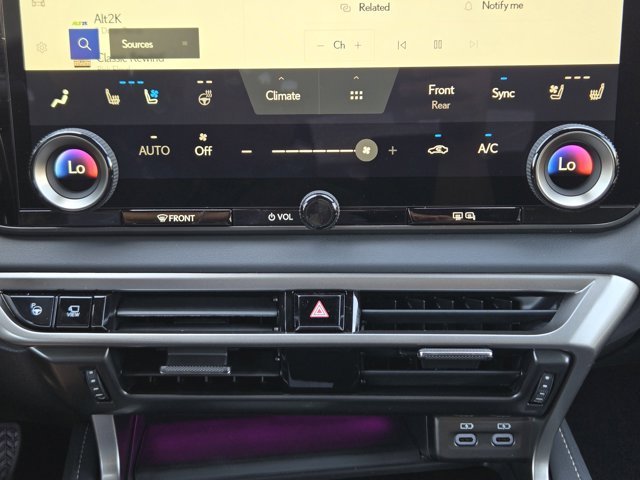 New 2026 Eminent White Pearl Lexus PREMIUM PLUS image 21