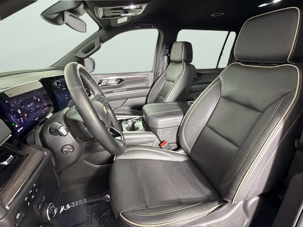 Certified Used 2025 Black Chevrolet Premier image 17