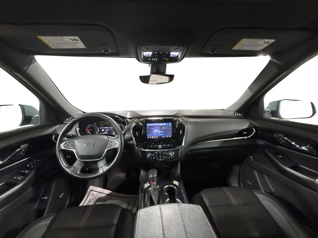 Used 2023 Gray Chevrolet RS image 19