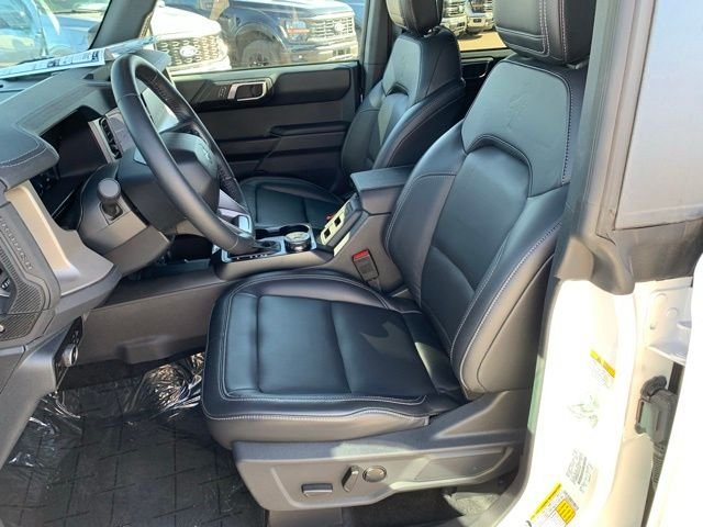 New 2025 Oxford White Ford Outer Banks image 74