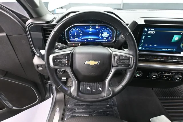 Used 2023 Gray Chevrolet LT image 20
