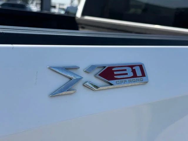 Used 2023 White GMC Pro image 11
