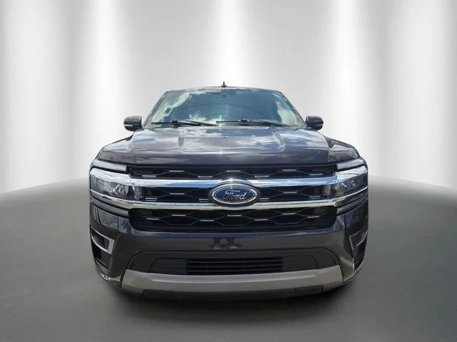 Used 2024 Gray Ford Limited image 6