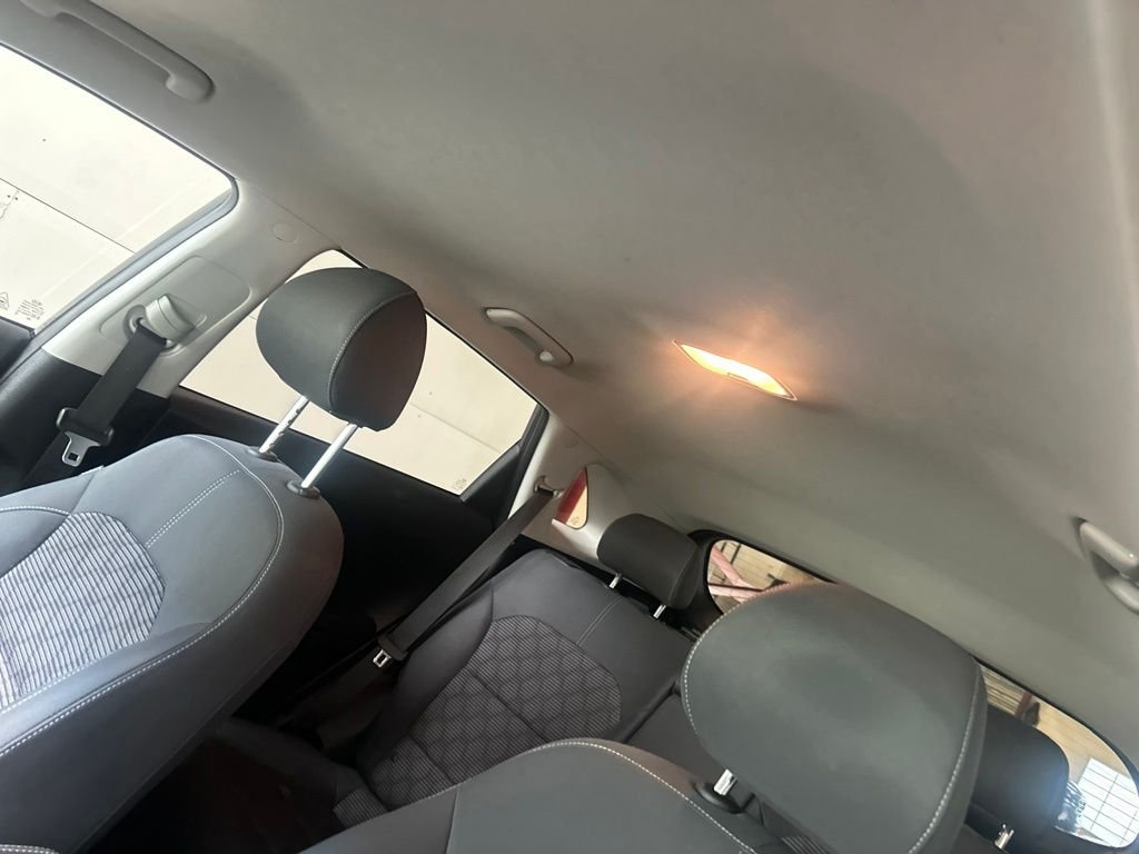 Used 2019 Black Kia LX image 11