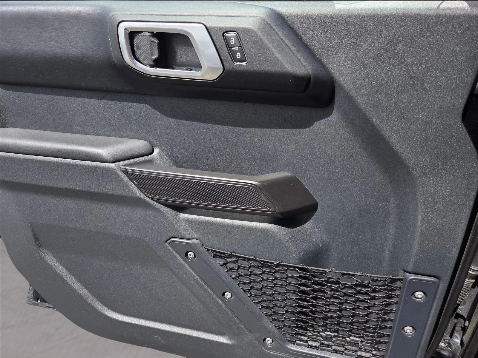 Used 2025 Shadow Black Ford Badlands image 19