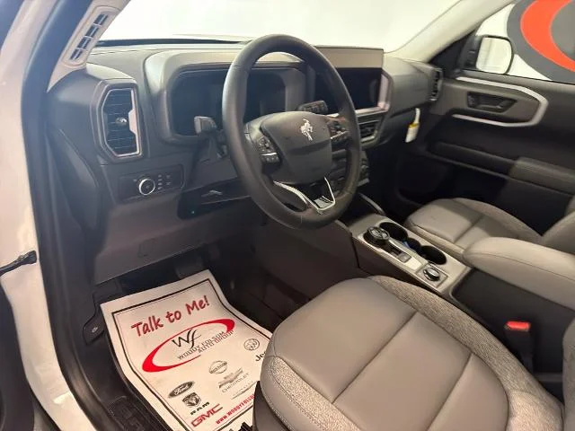 New 2026 Oxford White Ford Badlands® image 28