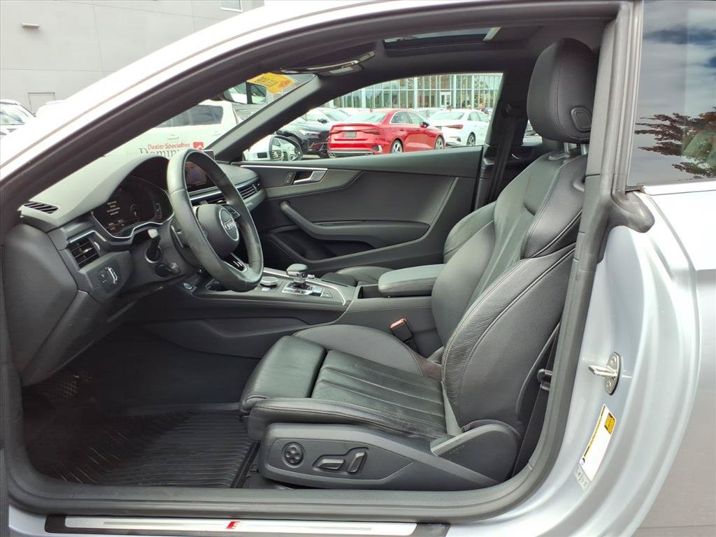 Used 2018 Florett Silver Metallic L5 Audi Premium Plus image 11