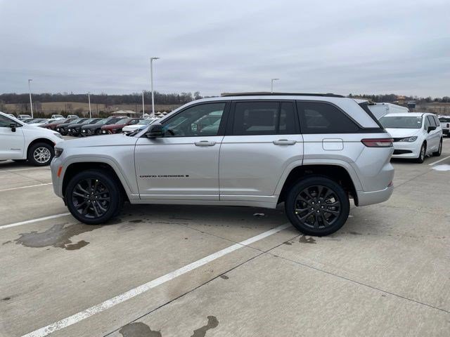 New 2026 Silver Zynith Jeep Limited Reserve image 2