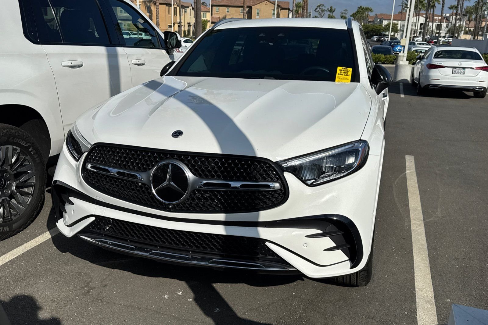Certified Used 2025 White Mercedes-Benz GLC 350e image 2