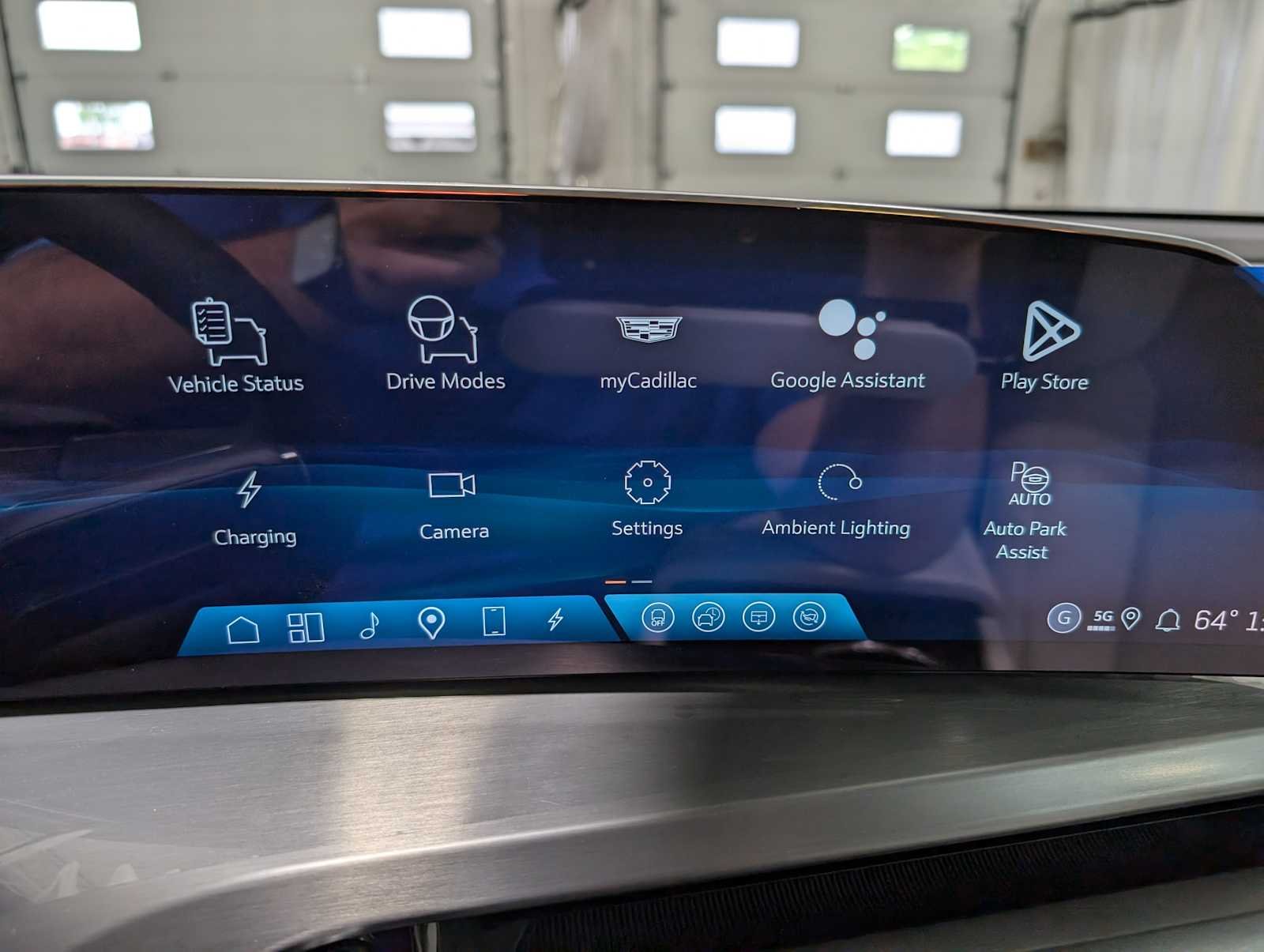 2026 Cadillac VISTIQ Sport - Photo 21