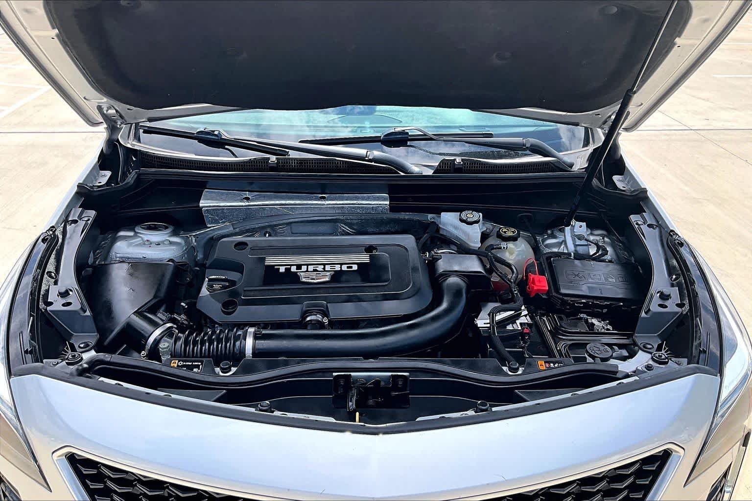 Used 2020 Radiant Silver Metallic Cadillac FWD Sport image 63