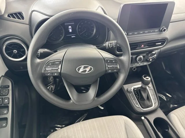 Used 2023 Black Hyundai SEL image 25