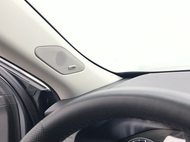 Used 2025 Moonstone Gray Metallic/Black Roof Mitsubishi SE image 31