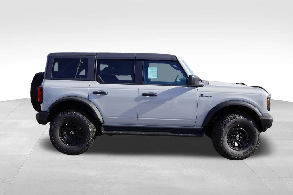 New 2026 White Ford Big Bend image 2