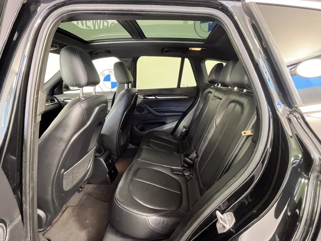 Used 2017 Black BMW xDrive28i image 15