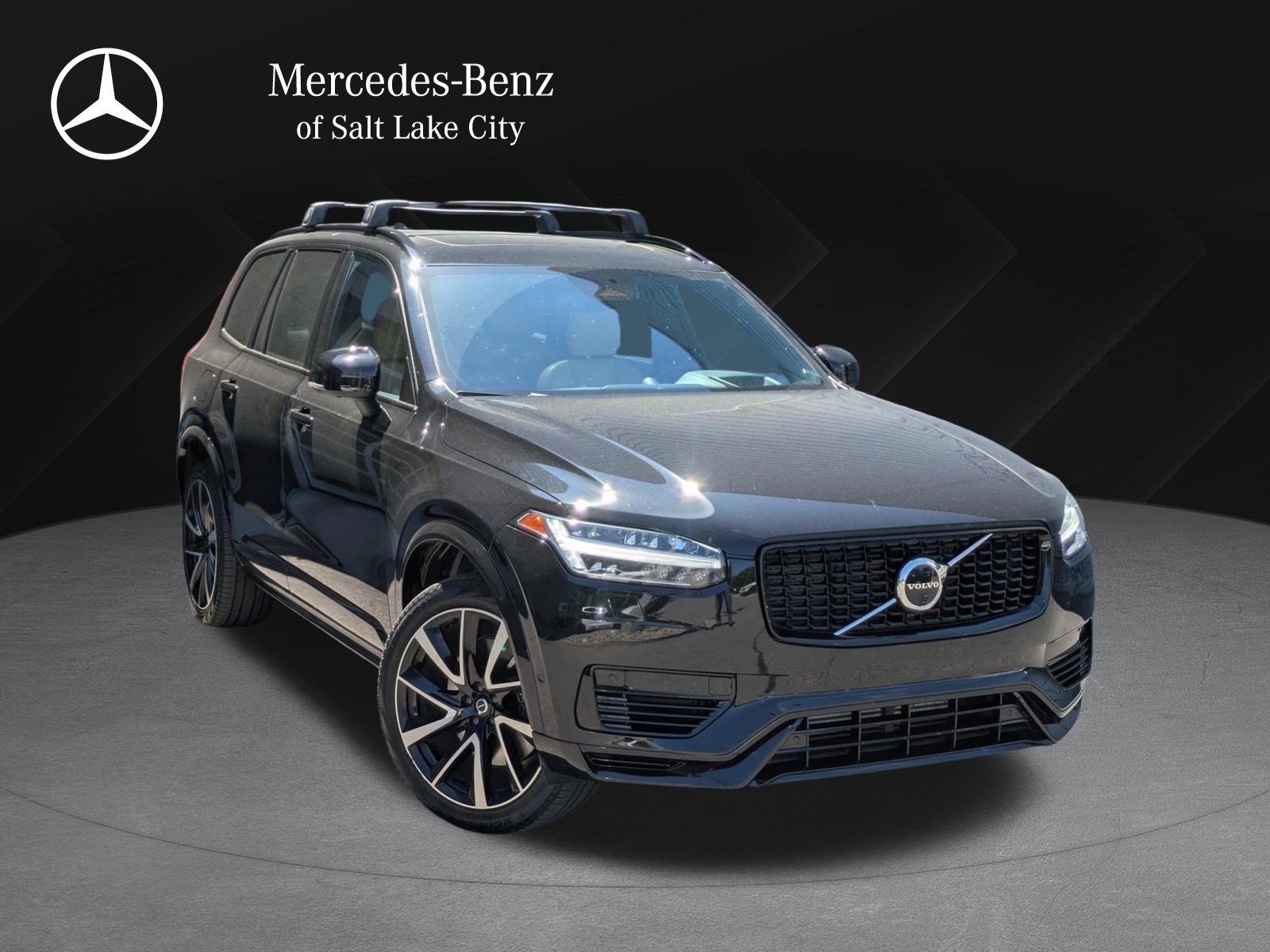 2023 Volvo XC90 T8 Ultimate Dark Theme 7-Seater 4WD's photo