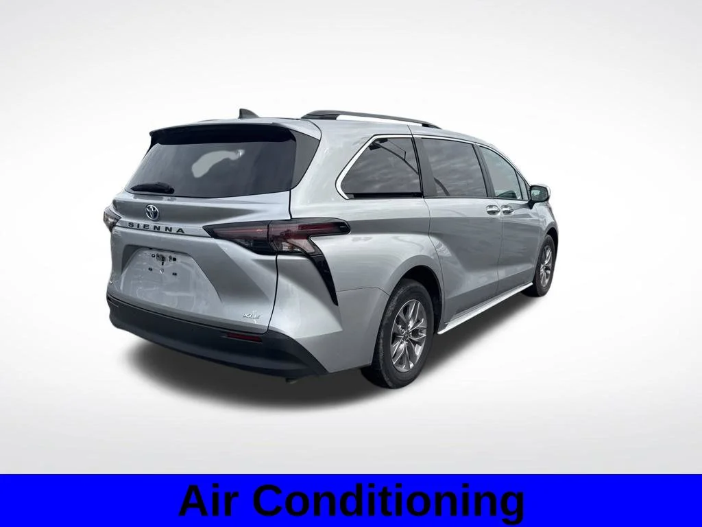 Used 2025 Celestial Silver Metallic Toyota XLE image 4