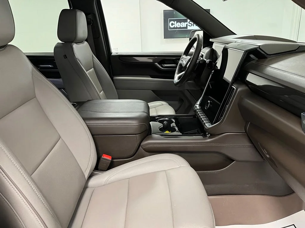 Used 2025 White GMC Elevation image 57