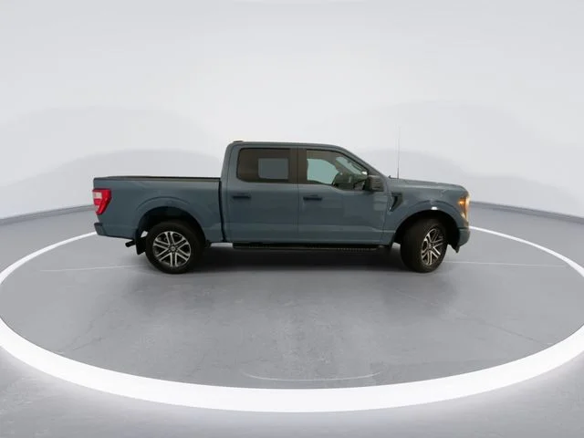 Used 2023 Blue Ford XL image 9