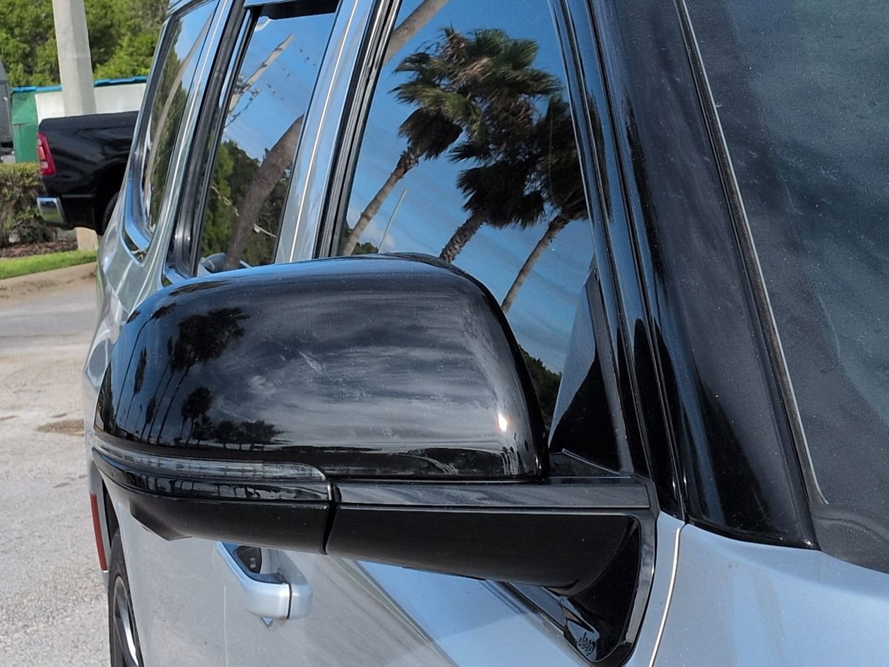 Certified Used 2024 Silver Zynith Jeep Series II Obsidian image 11