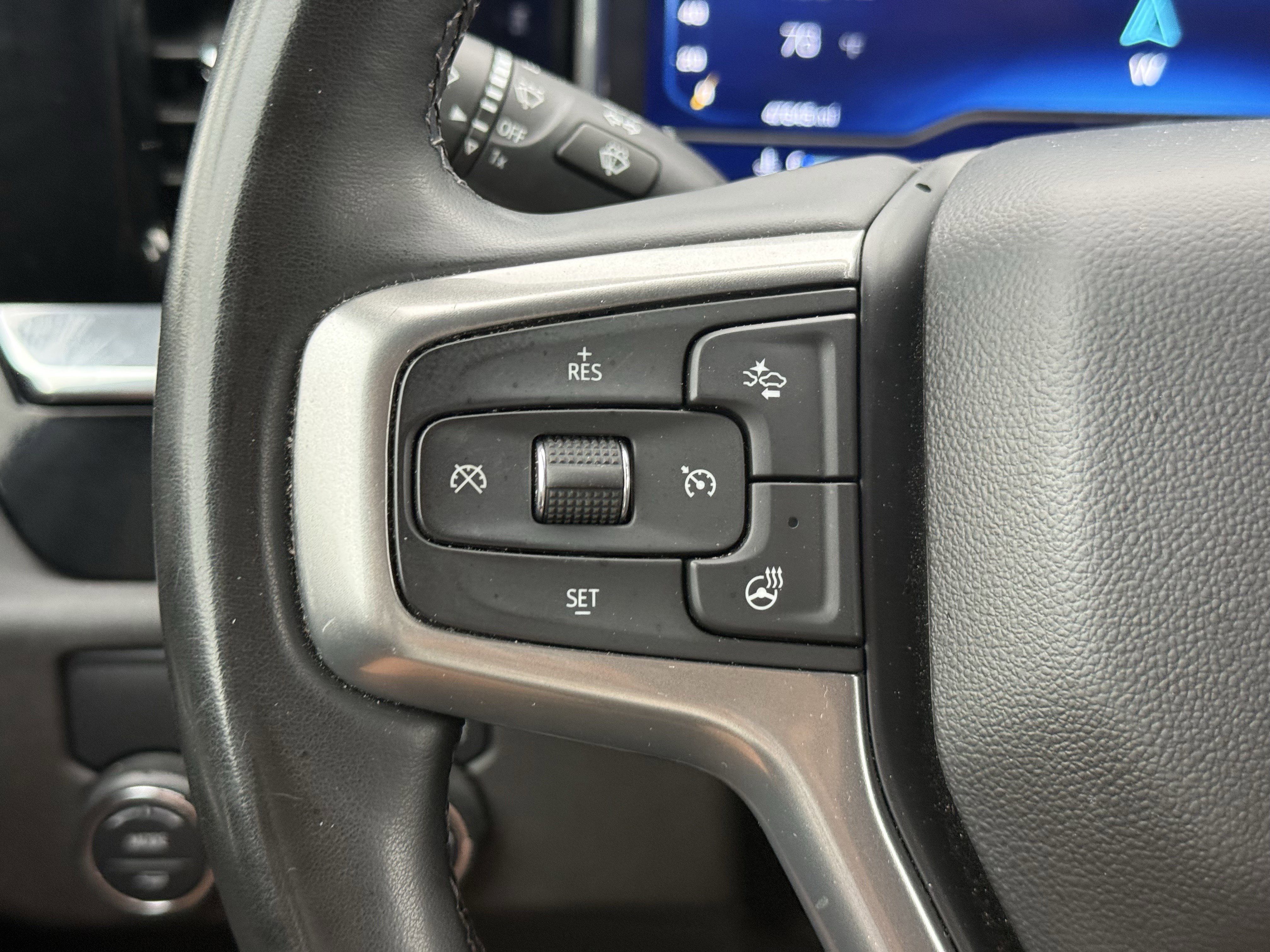 Used 2025 Sterling Gray Metallic Chevrolet  image 15