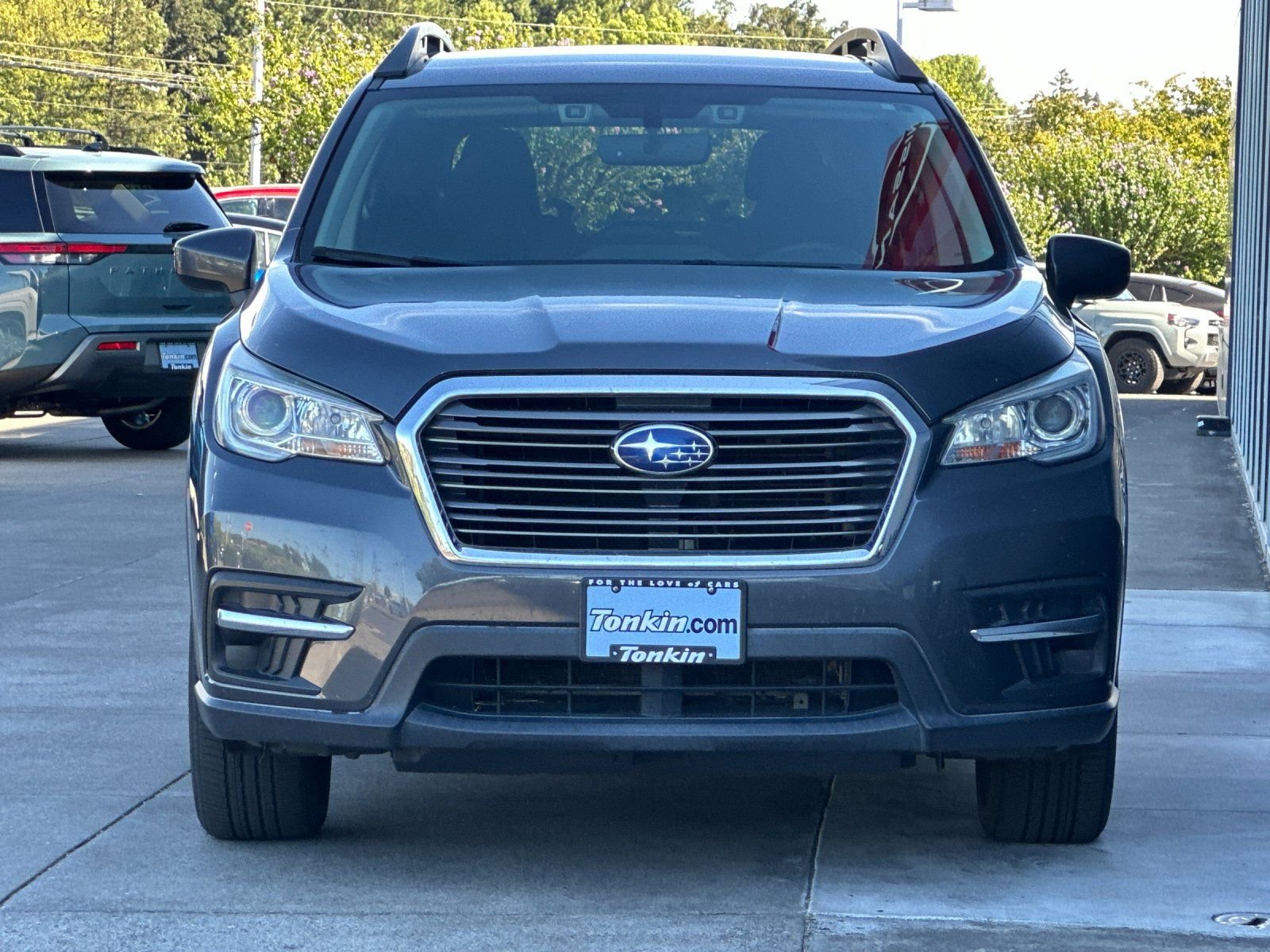 Used 2020 Magnetite Gray Metallic Subaru Premium image 8