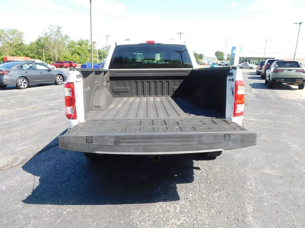 Used 2022 White Ford XL image 6