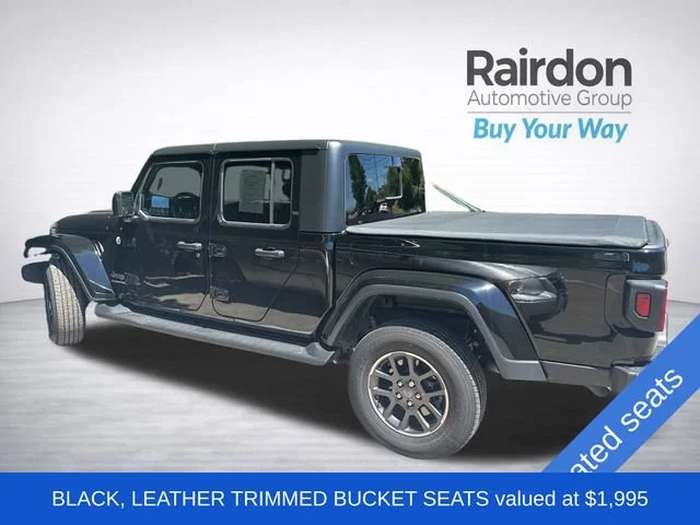 Used 2022 Black Clearcoat Jeep Overland image 4
