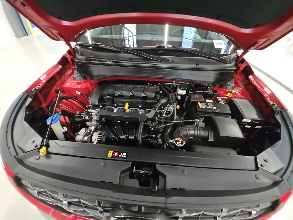Used 2025 Red Hyundai Limited image 30